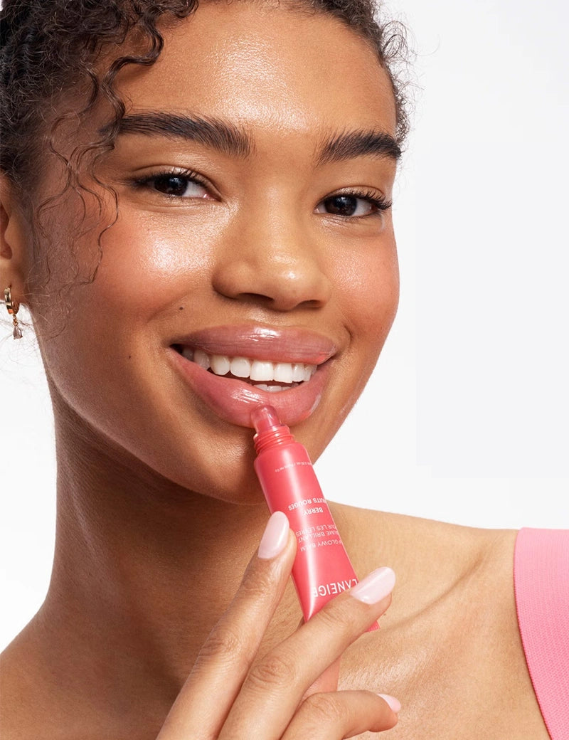 LIP GLOWY BALM BERRY - Bálsamo Labial